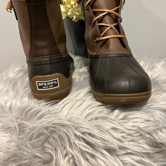Sperry Duck Boots - Picture 3 of 7